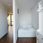 Fantastic Loft With Balcony Apartamento Berlim