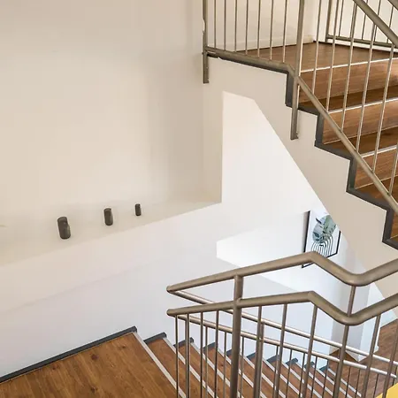 Fantastic Loft With Balcony Апартаменты Берлин