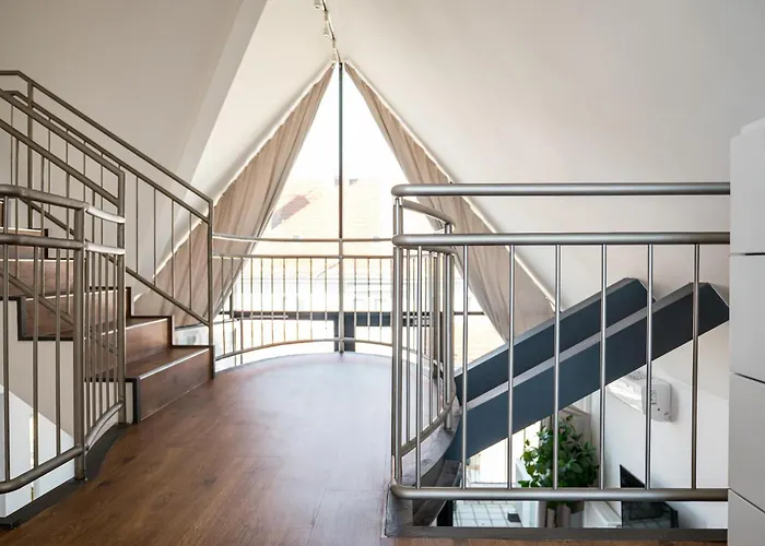 Апартаменты Fantastic Loft With Balcony Берлин